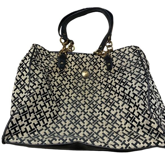 Tommy Hilfiger Blue & Tan  Signature Chain‎ Bag - Picture 1 of 8